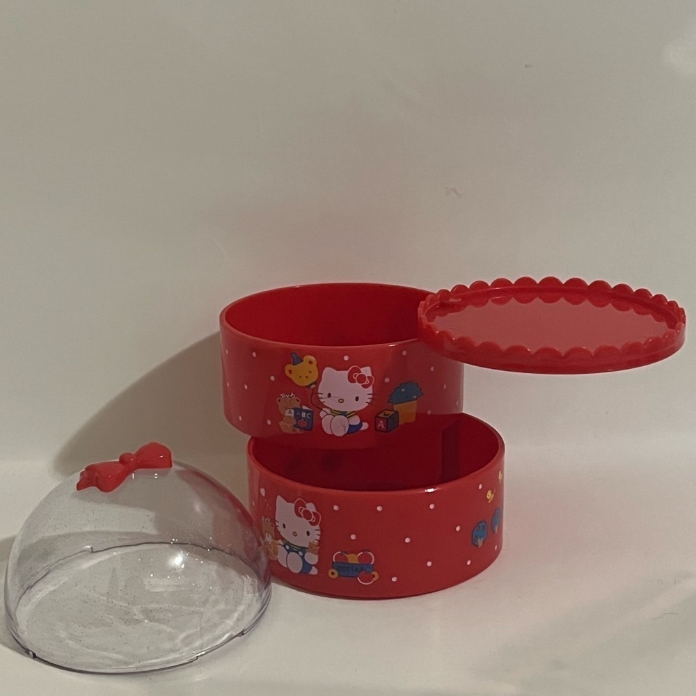Hello Kitty 3 Tier Dome Top Trinket/Jewelry Case (2022) - Picture 5 of 8